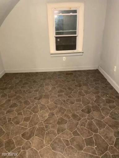 Main picture of 5221 Florence Ave