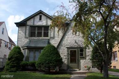 Main picture of 2773 N 69th St