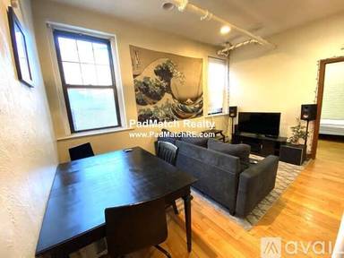 Main picture of 204 Hemenway St