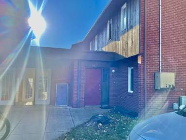 Main picture of 711 W College Ave