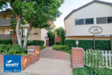 Main picture of 14990 Victory Blvd