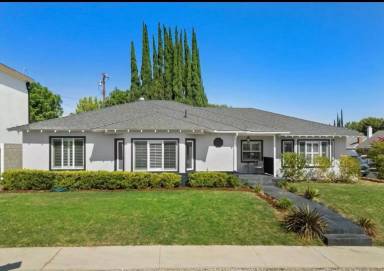 Main picture of 5432 Leghorn Ave