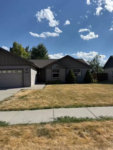 Main picture of 3064 Oliver St