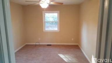 Main picture of 8201 Goldenrod Dr