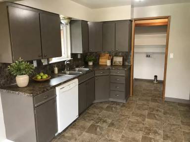Main picture of 606 Anchor Pl