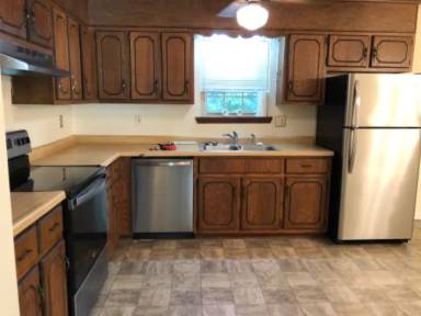 Main picture of 10 Seven Oaks Dr