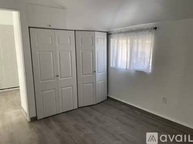 Main picture of 23408 Vanowen St