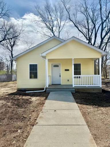 Main picture of 2119 Beech St