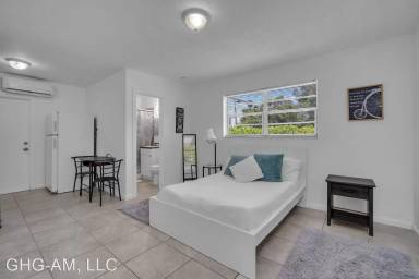 Main picture of 5010 NW 2nd Ave