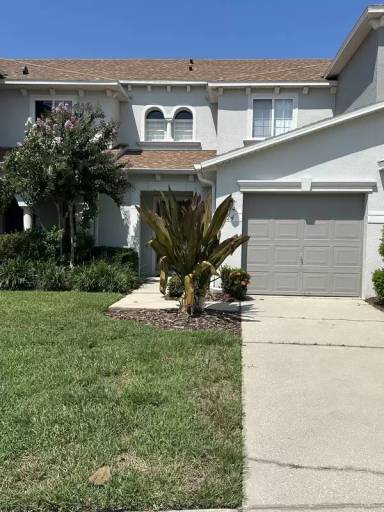 Main picture of 2424 Hassonite St