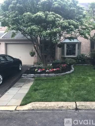Main picture of 68 Militia Hill Dr