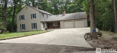 Main picture of 13 The Woods NE