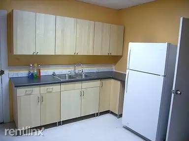 Main picture of 14 Saint Lukes Rd