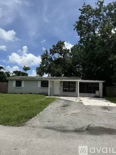 Main picture of 5704 Cody St