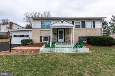 Main picture of 407 W Ash Rd