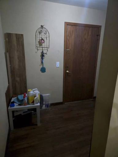 Main picture of 5911 Oxford St