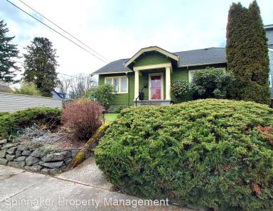 Main picture of 1010 S Adams St