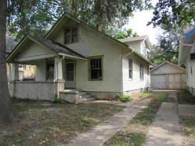 Main picture of 1286 SW Washburn Ave