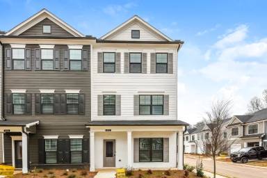 Main picture of 815 Calvin Park Dr