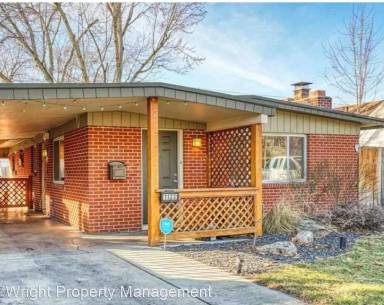 Main picture of 1111 S Leadville Ave