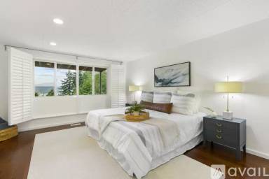 Main picture of 2002 187th Ave NE