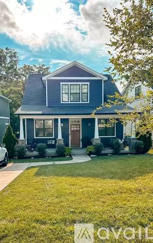 Main picture of 2019 Rosemary Ln