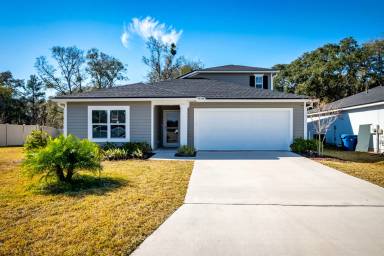 Main picture of 12336 Cherry Bluff Dr