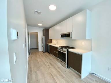 Main picture of 13 Sewall St