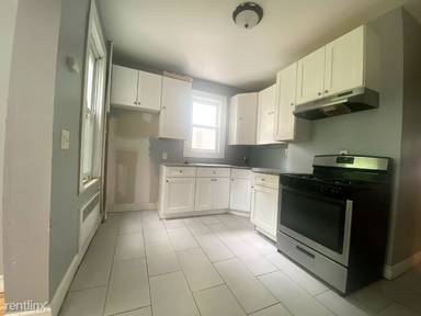 Main picture of 232 Jewett Ave
