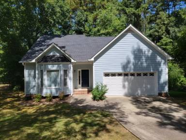 Main picture of 2107 Fountain Ridge Rd