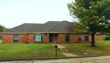 Main picture of 7108 Kildee Ln