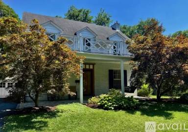 Main picture of 1802 Trevilian Way