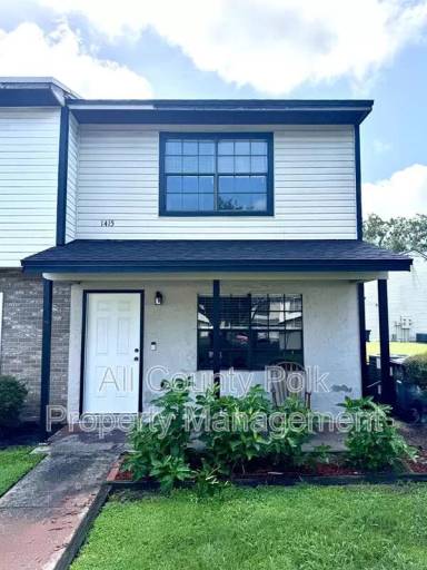 Main picture of 1415 Ridge Lake Ct