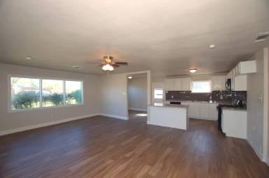 Main picture of 4303 42nd St