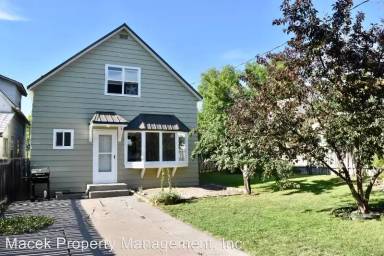 Main picture of 708 8th Ave N