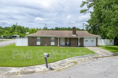 Main picture of 738 Carondelay Dr