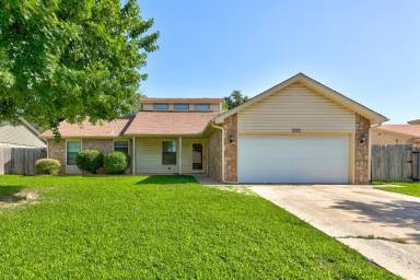 Main picture of 2135 Jazzman Dr