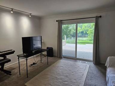Main picture of 2599 Scioto View Ln