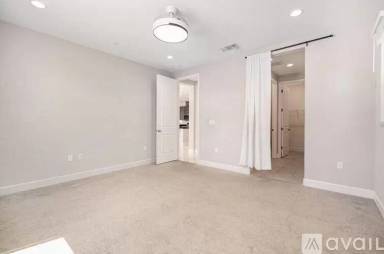 Main picture of 31 Cortina Ct
