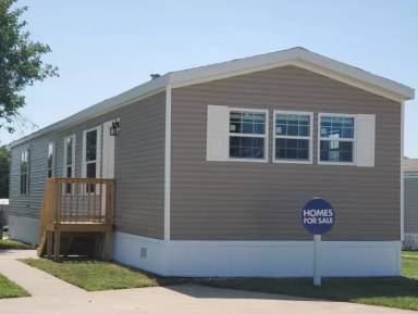 Main picture of Navajo Lake Estates Manufactured Home Community