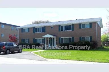 Main picture of 140 Randolph St