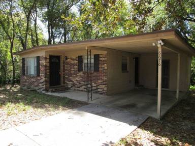 Main picture of 6676 N Shore Ln