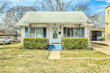 Main picture of 738 N Chapman Ave