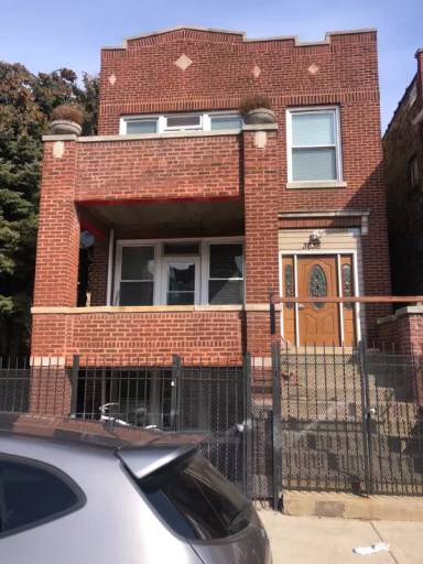 Main picture of 3638 W Diversey Ave