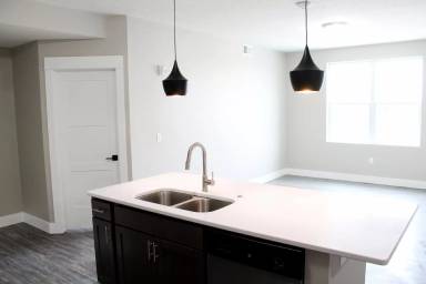 Main picture of 1009 Sunrise Dr