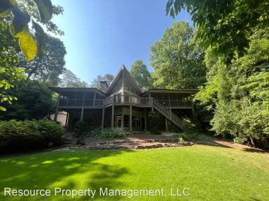 Main picture of 2173 Dawn Ct