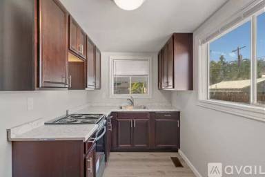 Main picture of 612 S 15th Ave