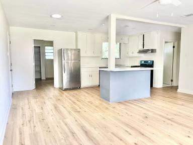 Main picture of 545 Highland Park Dr