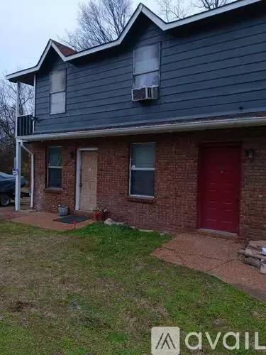 Main picture of 326 E Webster St