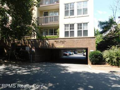 Main picture of Park Plaza Condos